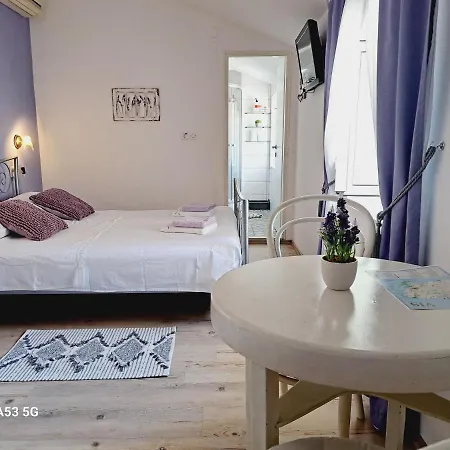 Gostinjska kuća Heritage Kut Vis