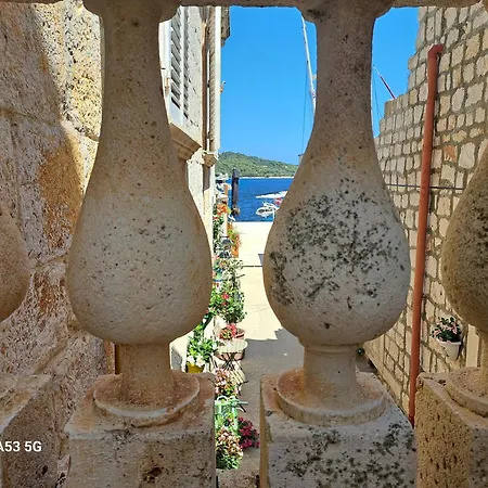 Gostinjska kuća Heritage Kut Vis
